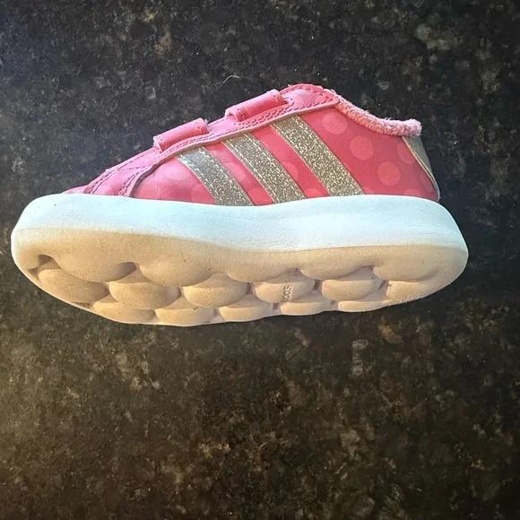 Adidas Disney Grand Court Minnie Mouse silver sparkle Pink Sneakers size 8 - Picture 7 of 16